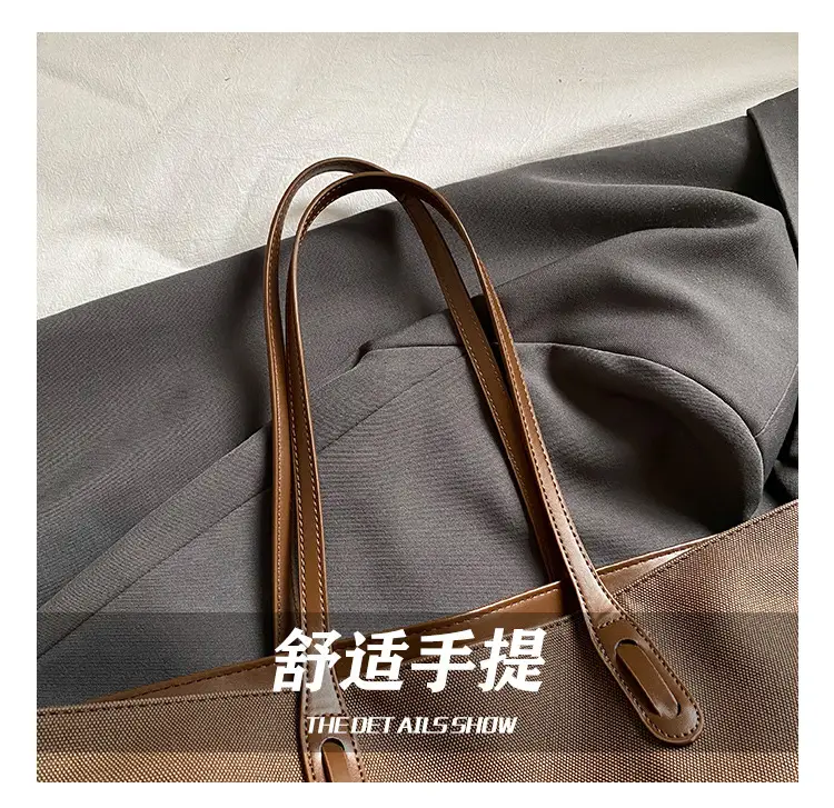 Women's Black Leather Shoulder Bag 2025 New Retro Style — feature 8