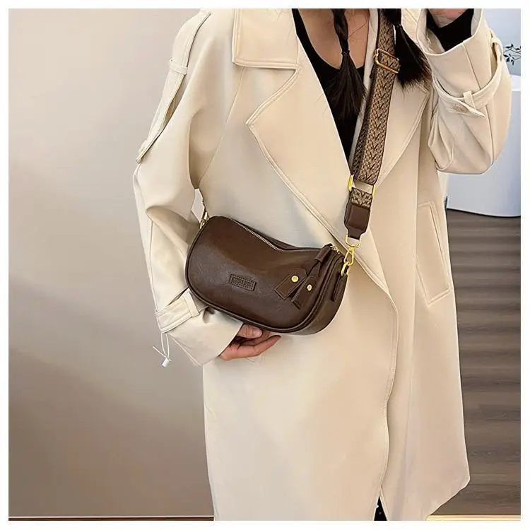 Brown Leather Shoulder Bag for Women — feature 14