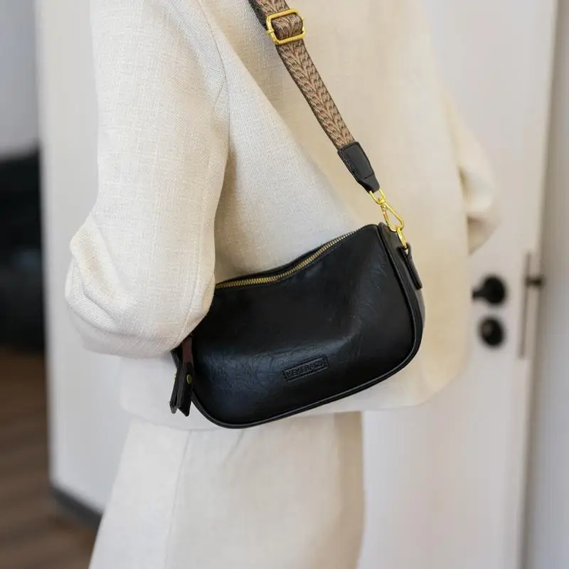 Brown Leather Shoulder Bag for Women — feature 17