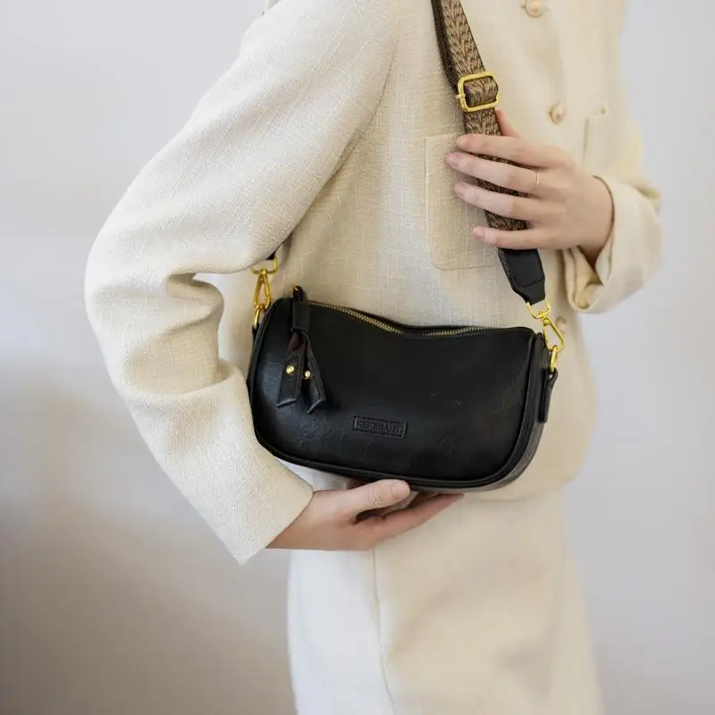 Brown Leather Shoulder Bag for Women — feature 18