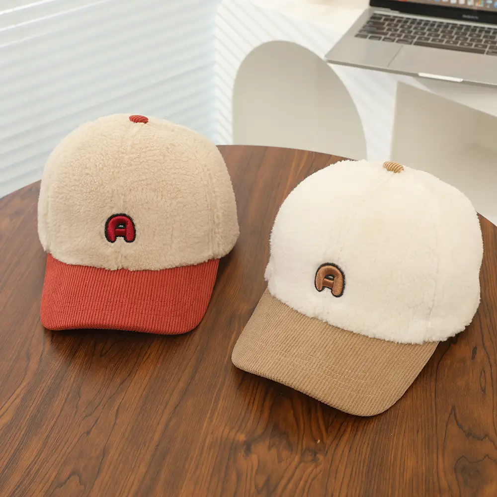 Women Korean Style Beige Red Cap Winter Cap — feature 11