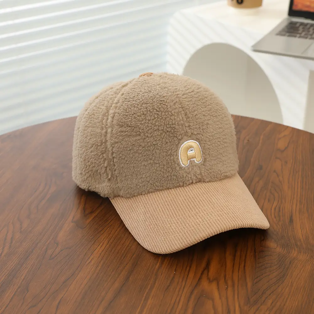 Women Korean Style Beige Red Cap Winter Cap - Image 3