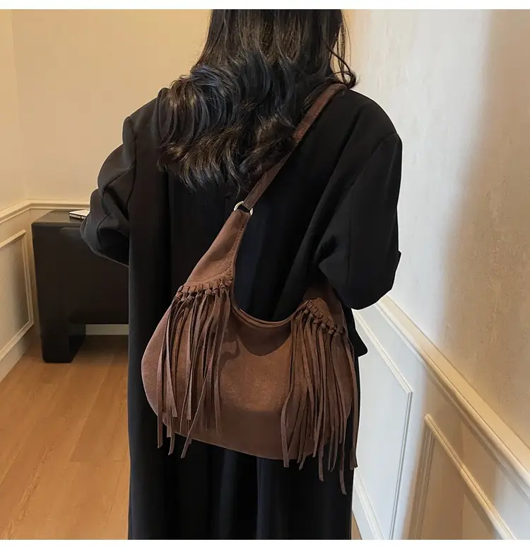 Tan Tassel Shoulder Bag for Women Large Capacity — feature 19