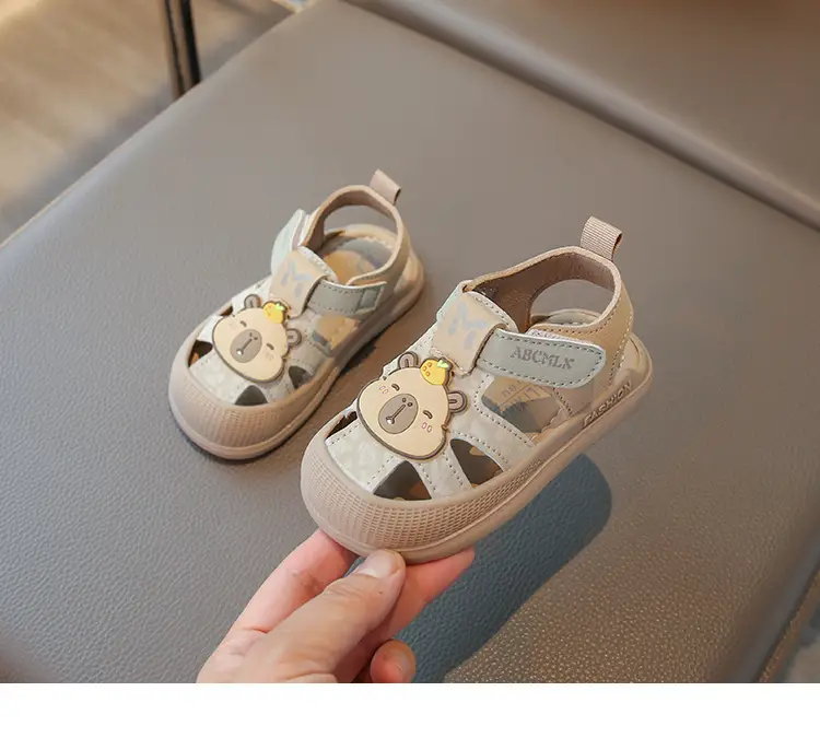 Boys' Closed-Toe Toddler Shoes 2025 Summer Sandals with Soft Non-Slip Bear Design, Korean-Style Baby Toddler Shoes for Girls — feature 10