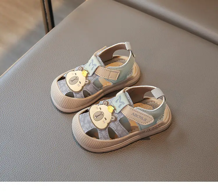 Boys' Closed-Toe Toddler Shoes 2025 Summer Sandals with Soft Non-Slip Bear Design, Korean-Style Baby Toddler Shoes for Girls — feature 12