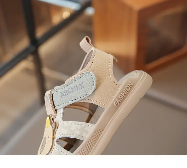 Boys' Closed-Toe Toddler Shoes 2025 Summer Sandals with Soft Non-Slip Bear Design, Korean-Style Baby Toddler Shoes for Girls — feature 17