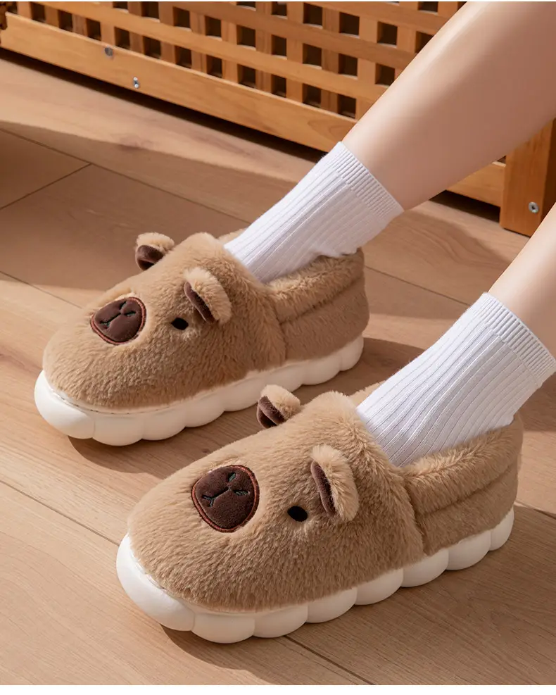 Kapibara Closed-Back Cotton Slippers for Men, Non-Slip, Odor-Resistant, Thickened, Couple's Warm and Durable Plush Maternity Shoes for Outdoor Wear for Women — feature 11
