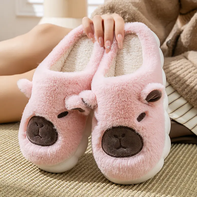 Kapibara Closed-Back Cotton Slippers for Men, Non-Slip, Odor-Resistant, Thickened, Couple's Warm and Durable Plush Maternity Shoes for Outdoor Wear for Women - Image 4