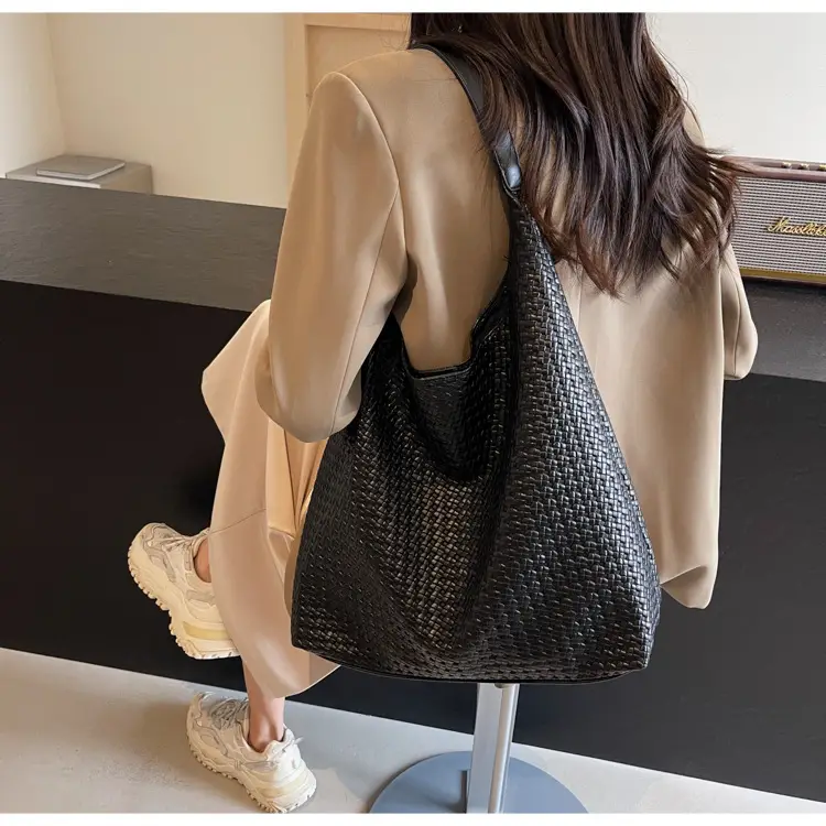 Cross-Border Woven Shoulder Bag Large Capacity 2026 — feature 15