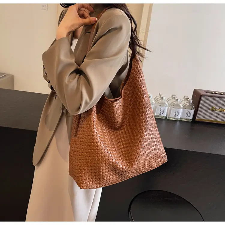 Cross-Border Woven Shoulder Bag Large Capacity 2026 — feature 19