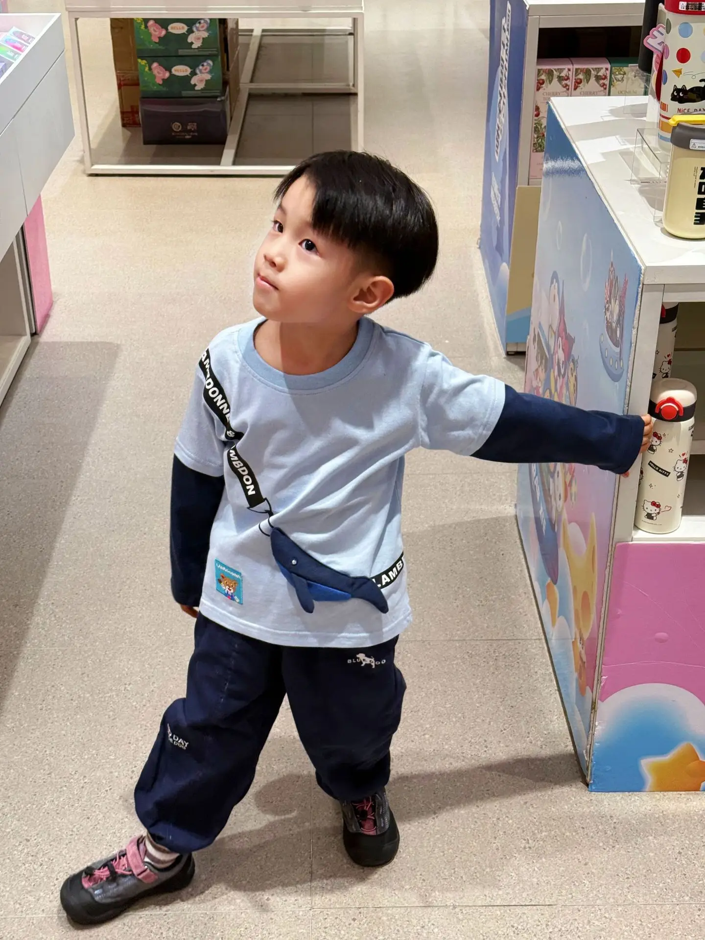 Boys' 2026 Spring T-Shirt Light Blue Long Sleeve Top — feature 10