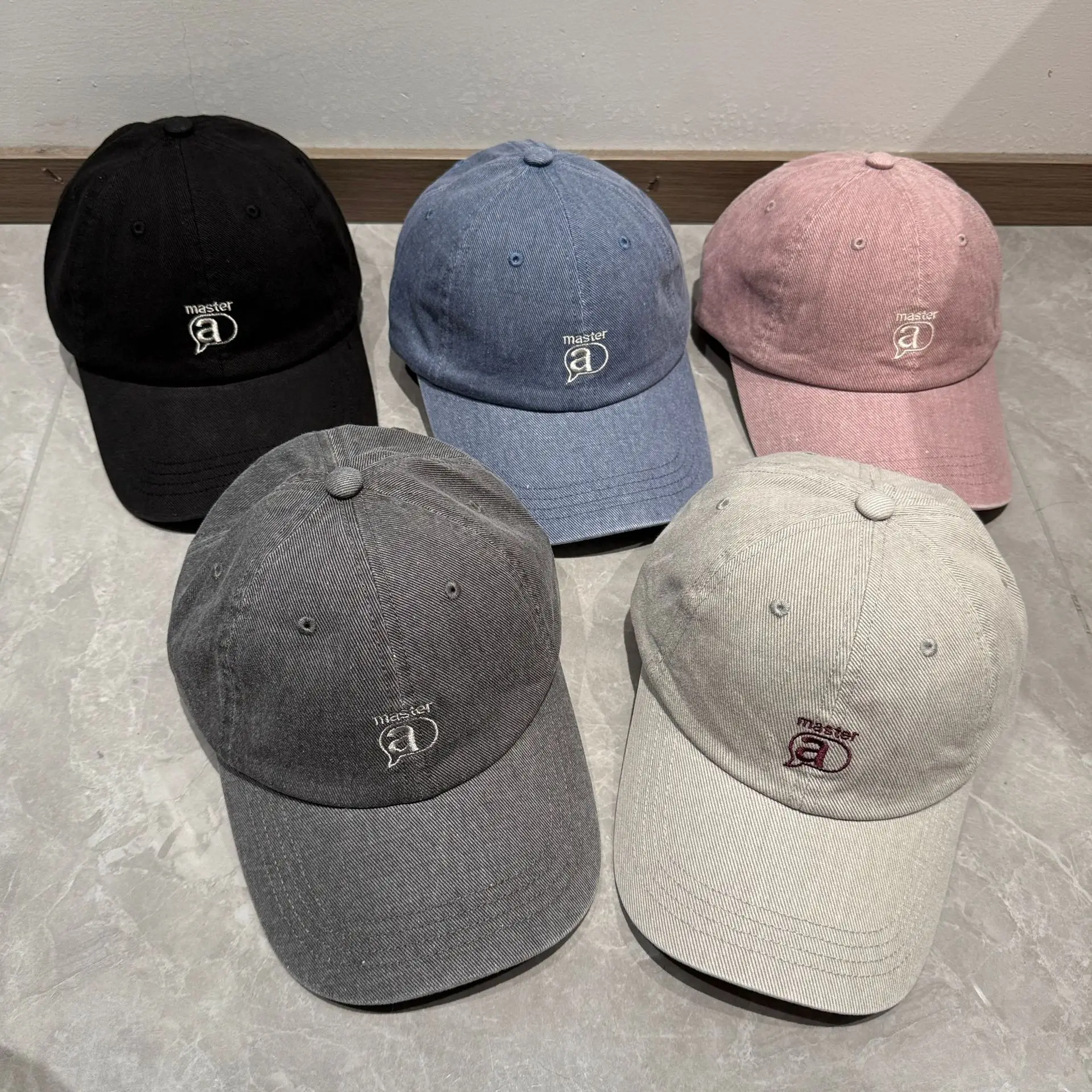 Minimalist Letter Embroidery Duckbill Cap Blue Unisex — feature 1