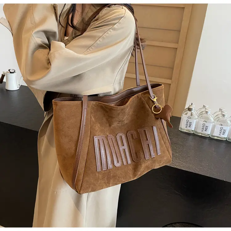 2025 New Retro Letter Shoulder Bag Women's Large Capacity — feature 19