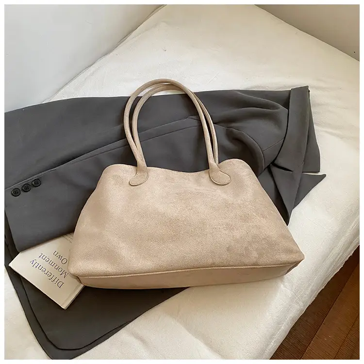 Women Large Capacity Tan Leather Tote Bag 2025 — feature 9