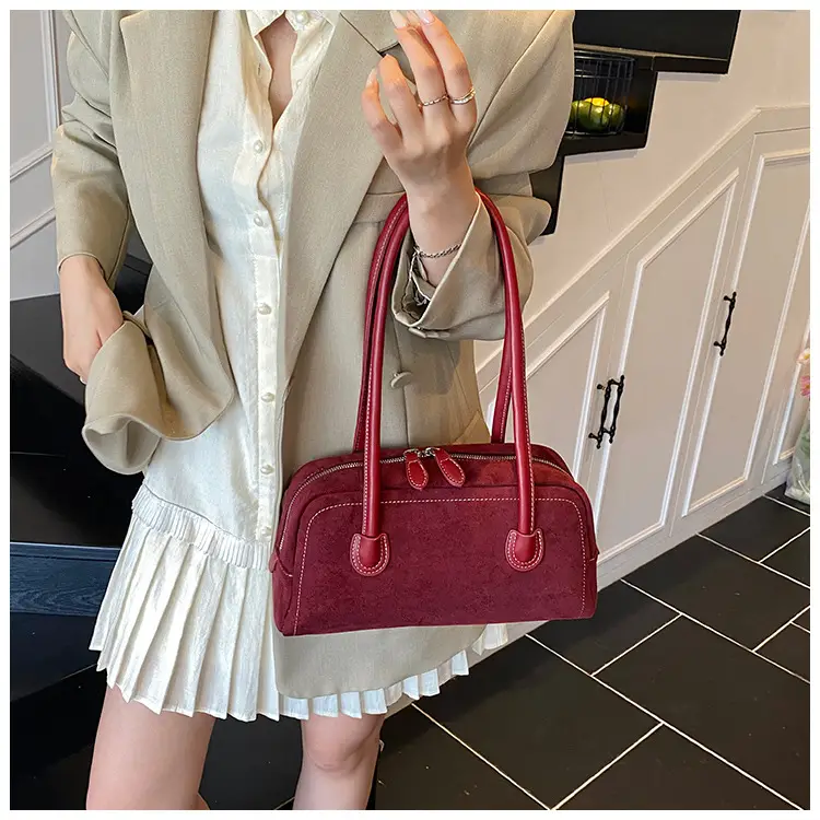 Women's Tan Leather Shoulder Bag with Gold Handles — feature 3