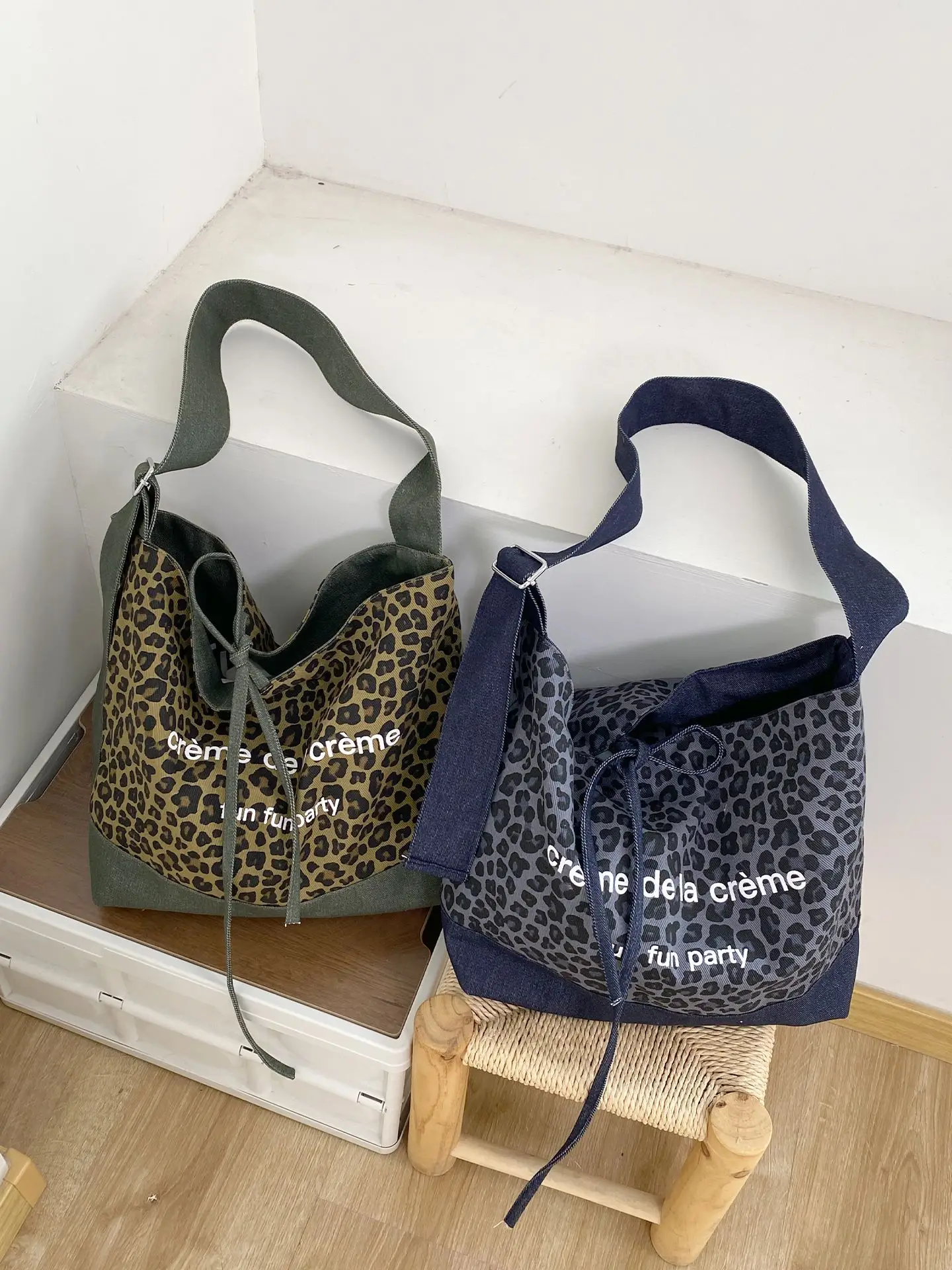 Retro Leopard Print Denim Tote Bag Double Sided Large Capacity - Image 9