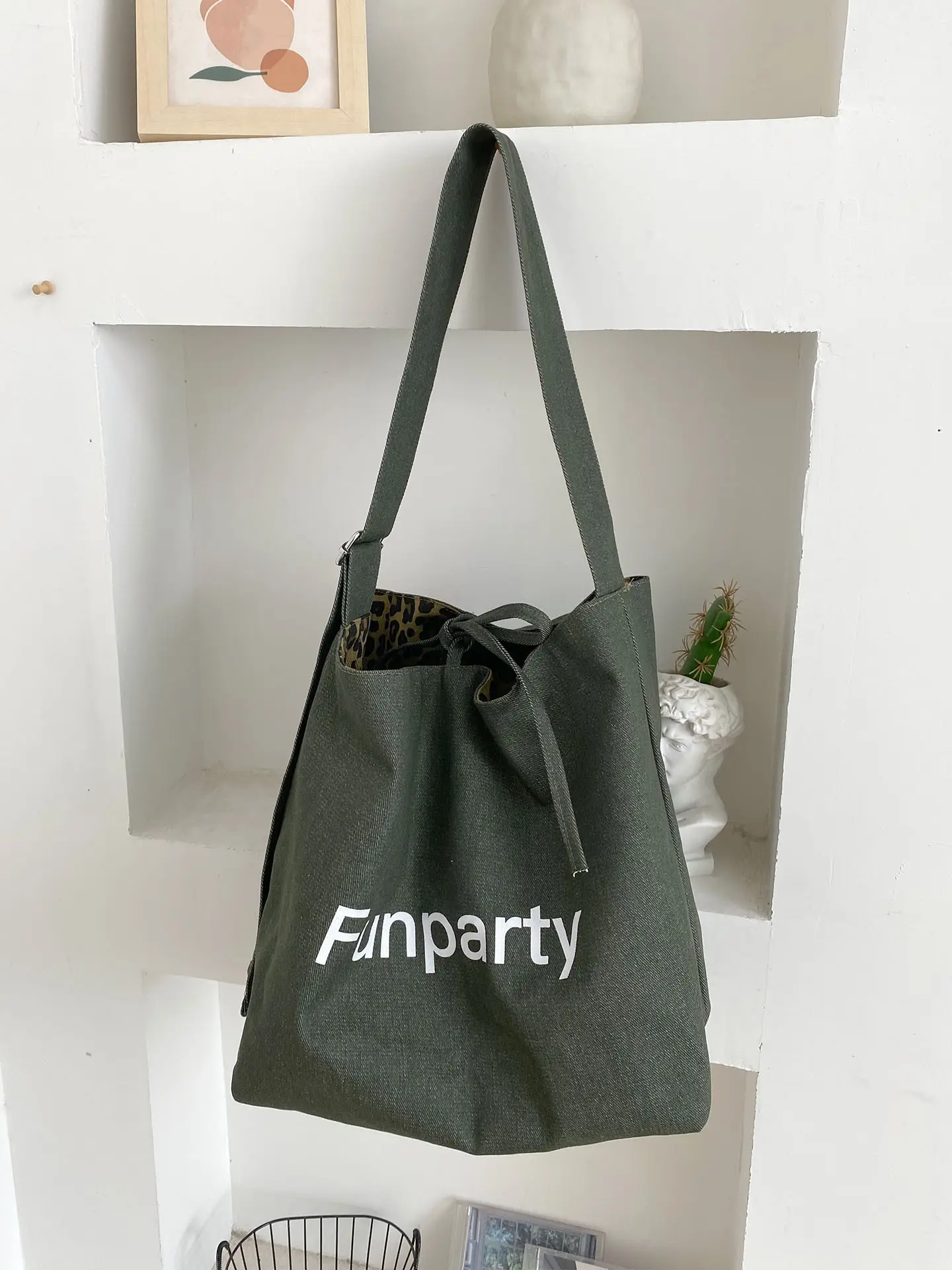 Retro Leopard Print Denim Tote Bag Double Sided Large Capacity — feature 10