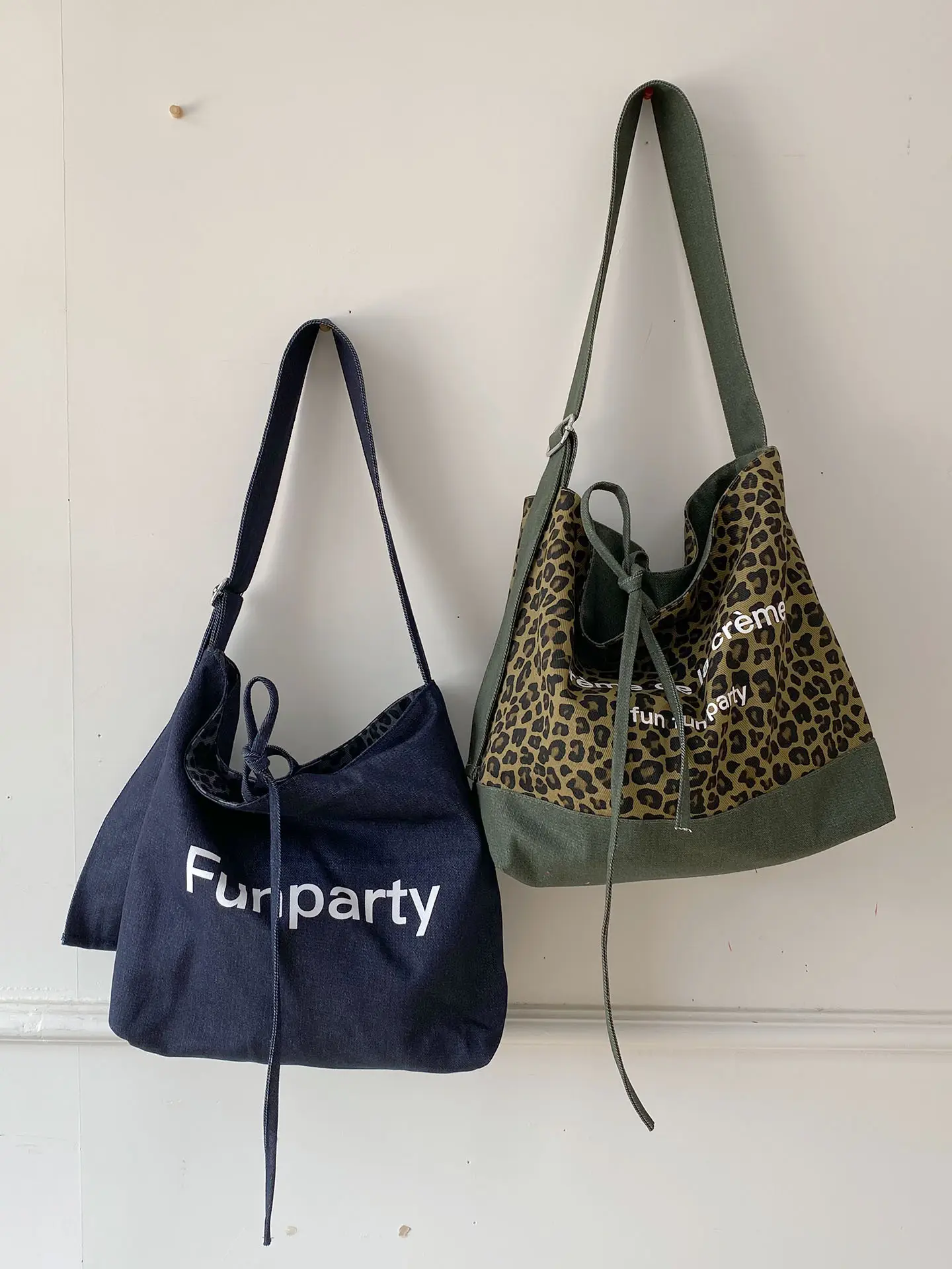 Retro Leopard Print Denim Tote Bag Double Sided Large Capacity — feature 5