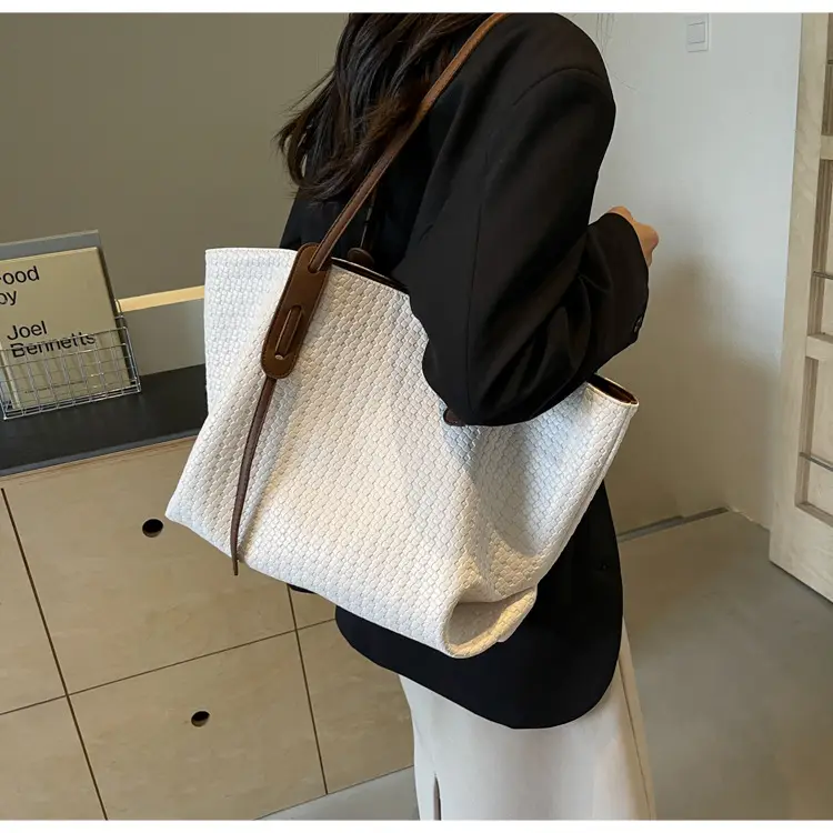 Black Crossbody Tote Bag with Embroidered Design — feature 19