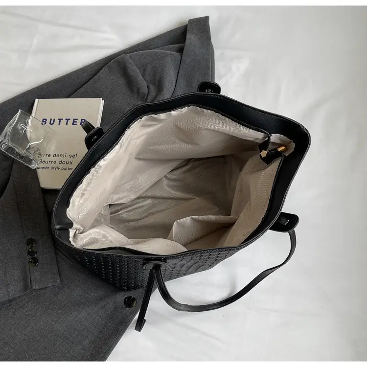Black Crossbody Tote Bag with Embroidered Design — feature 8