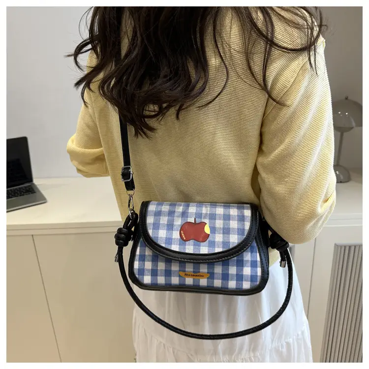 Cute Apple Design Crossbody Bag Blue White — feature 17