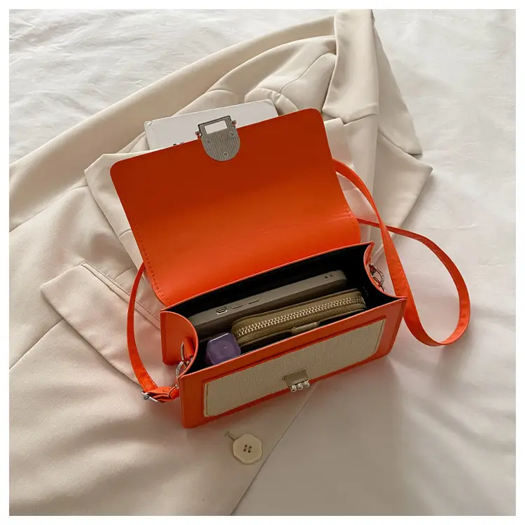 Women's Green Cream Lock Buckle Shoulder Bag — feature 16