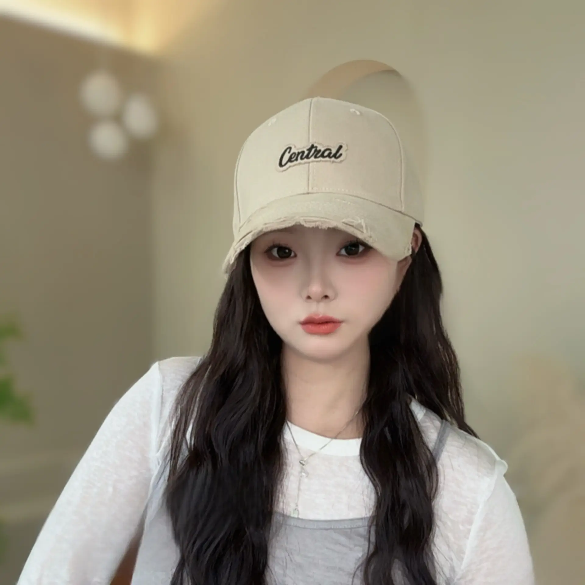 Women Ripped Baseball Cap White Spring Autumn Face Shade