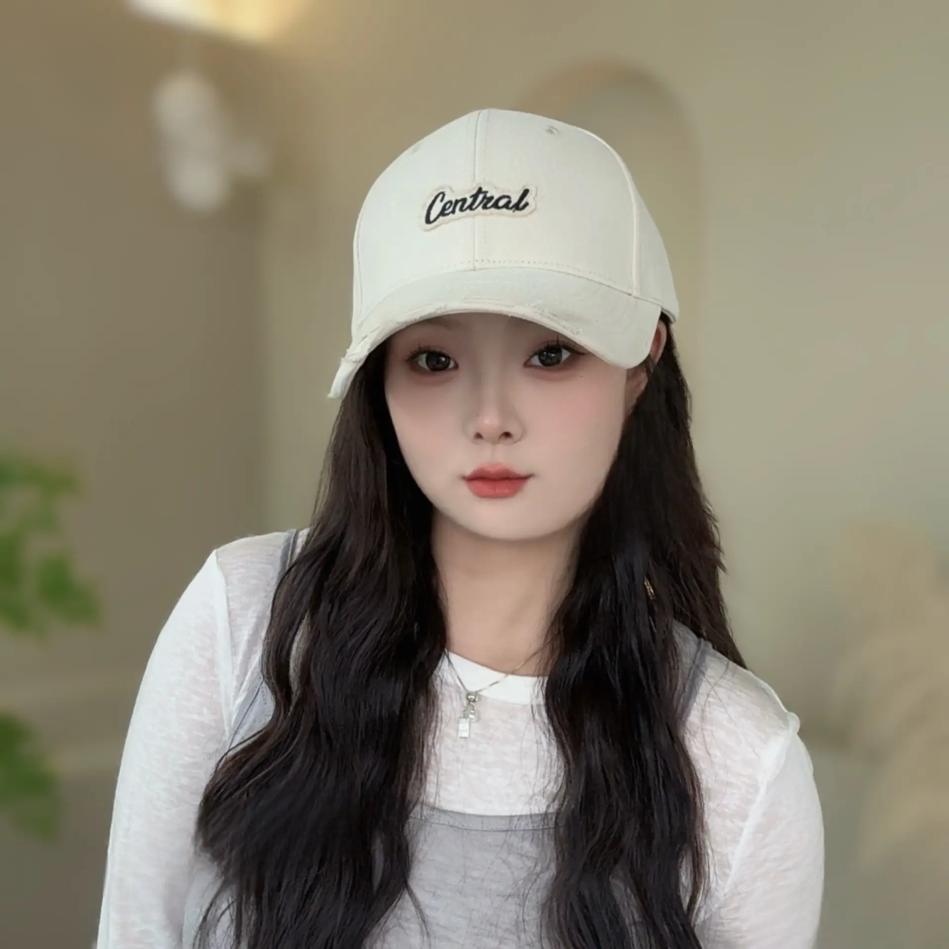 Women Ripped Baseball Cap White Spring Autumn Face Shade