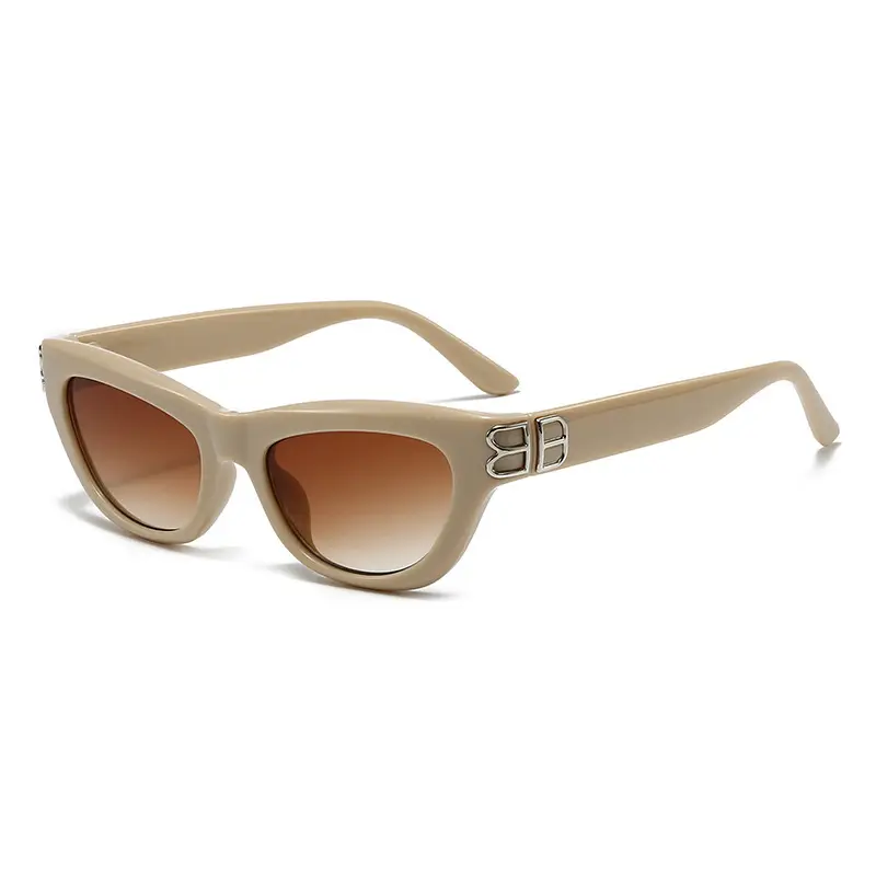 Triangular Cat-Eye Sunglasses for Women Square Round Face - Image 4