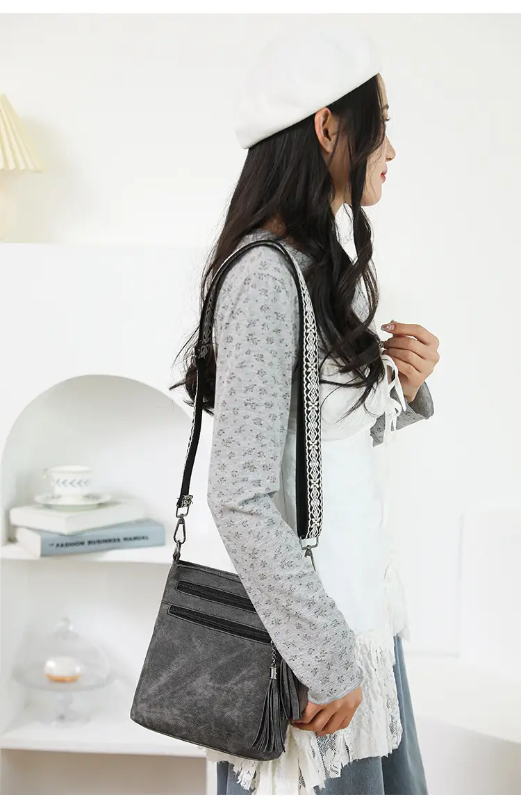 Women Retro Tassel Shoulder Bag Olive Green 2025 — feature 15