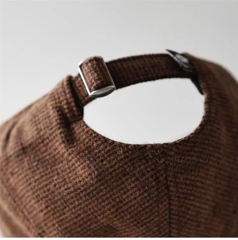 Brown Letter Embroidered Baseball Cap Unisex — feature 8