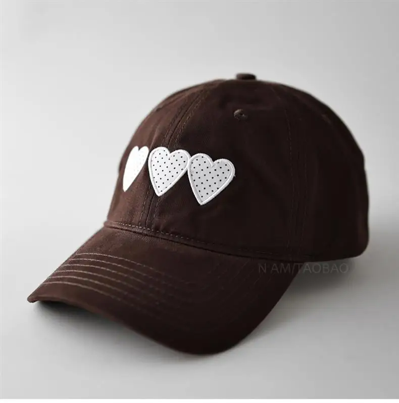Maroon Heart Embroidered Baseball Cap Unisex Casual Sunshade — feature 3