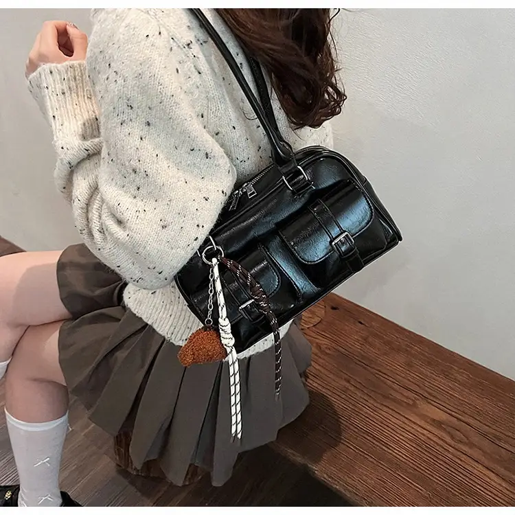 Korean Niche Retro Red Bowling Bag Multi-Pocket Shoulder Pillow Bag — feature 5