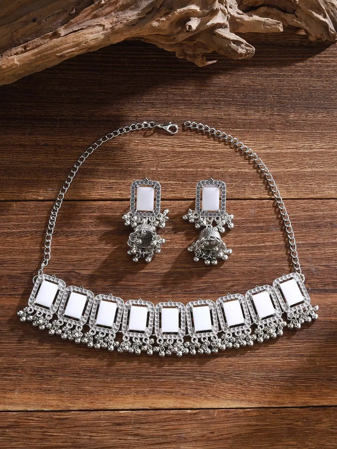 Cross-Border European and American Style Bohemian Handmade Tassel Bell Traditional Ethnic Style Earrings Wholesale Manufacturer — feature 17