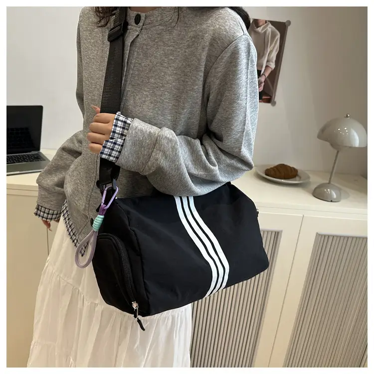 2025 Women's Black Crossbody Bag with 3 Stripes — feature 15