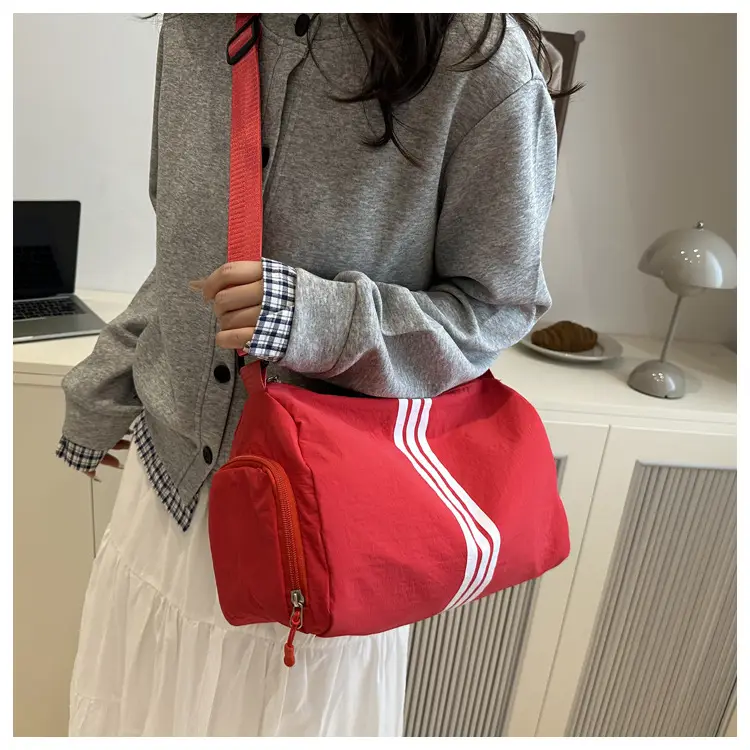 2025 Women's Black Crossbody Bag with 3 Stripes — feature 17
