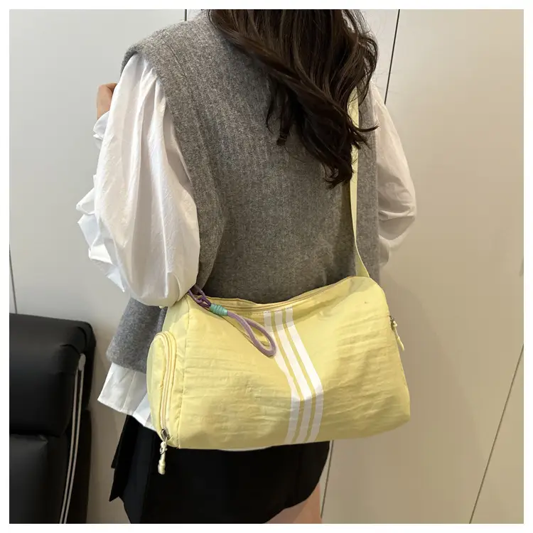 2025 Women's Black Crossbody Bag with 3 Stripes — feature 19