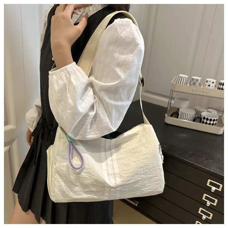 2025 Women's Black Crossbody Bag with 3 Stripes — feature 7