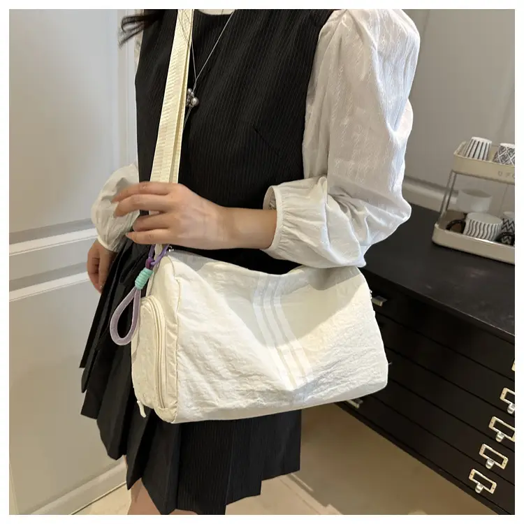 2025 Women's Black Crossbody Bag with 3 Stripes — feature 8