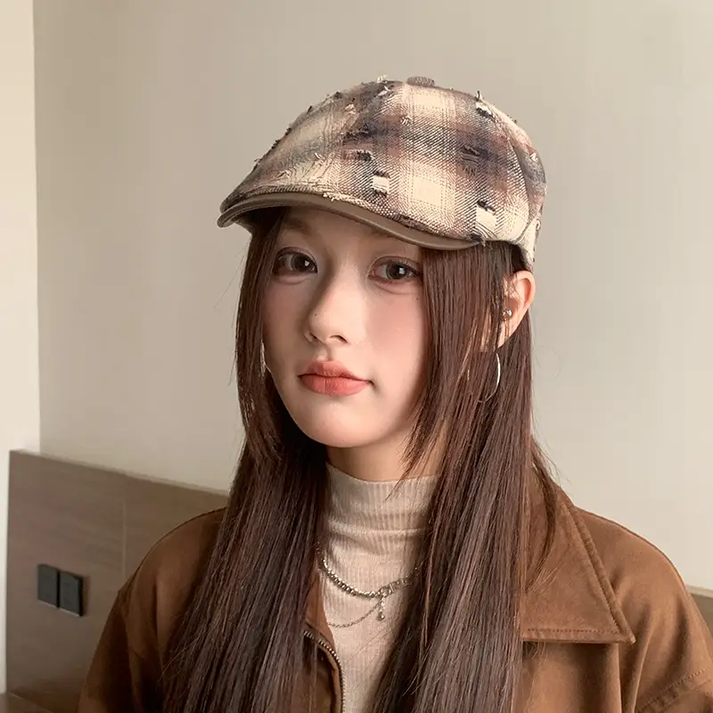 Hong Kong Style Retro Plaid Ripped Hat — feature 15