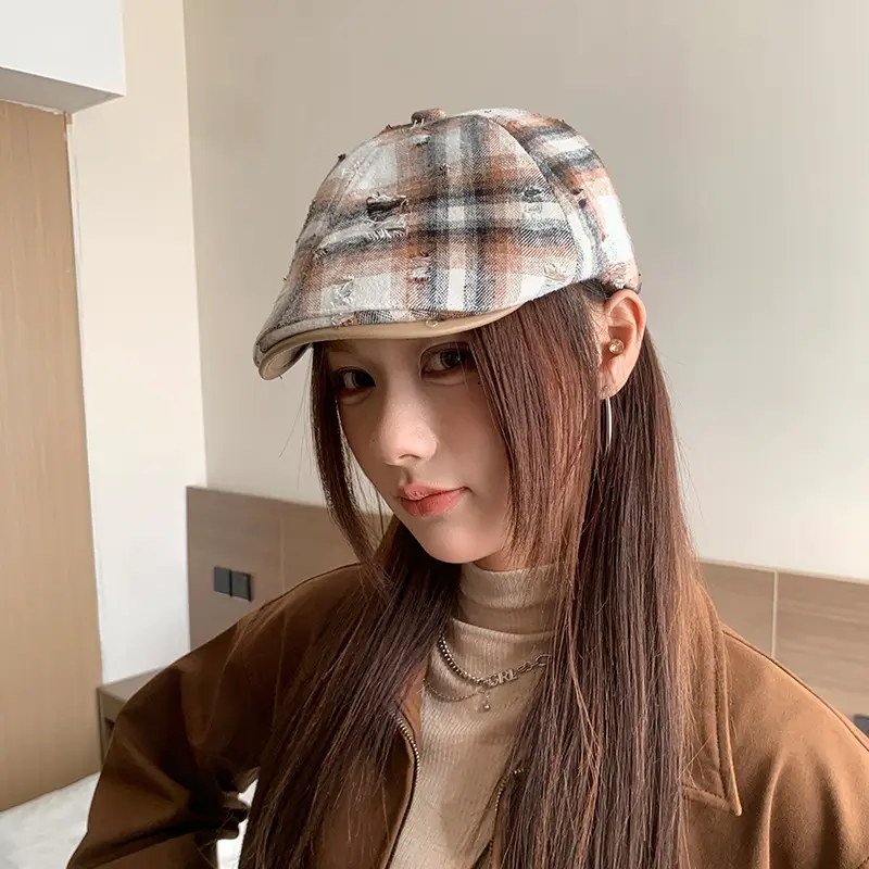 Hong Kong Style Retro Plaid Ripped Hat — feature 23