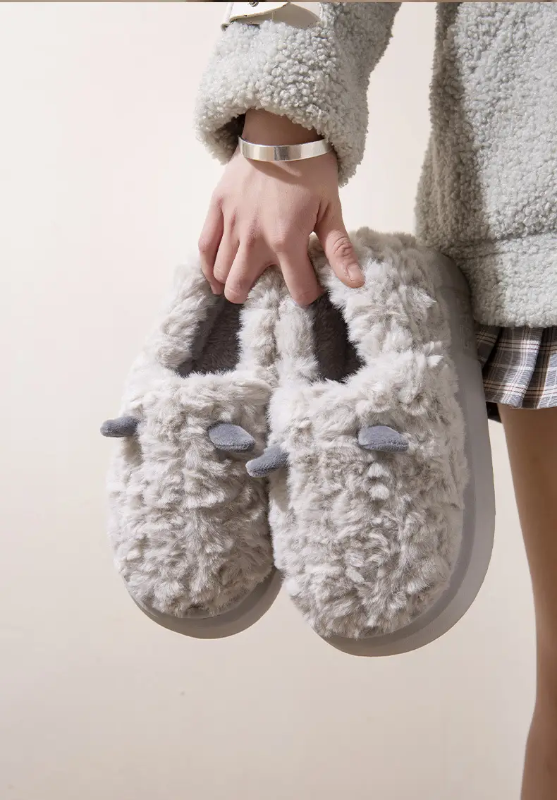 Women Winter Furry Cotton Slippers with Covered Heel — feature 15