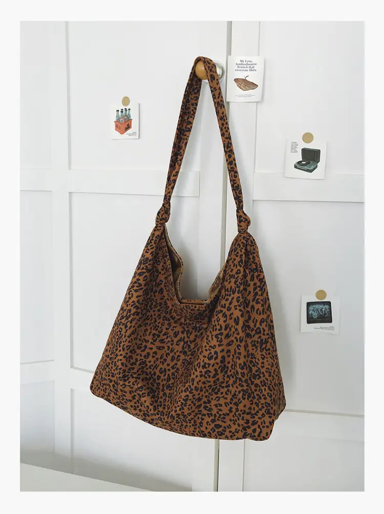 Leopard Print Tote Bag Women Retro Shoulder Bag 2026 — feature 29