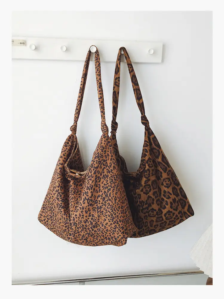 Leopard Print Tote Bag Women Retro Shoulder Bag 2026 — feature 42