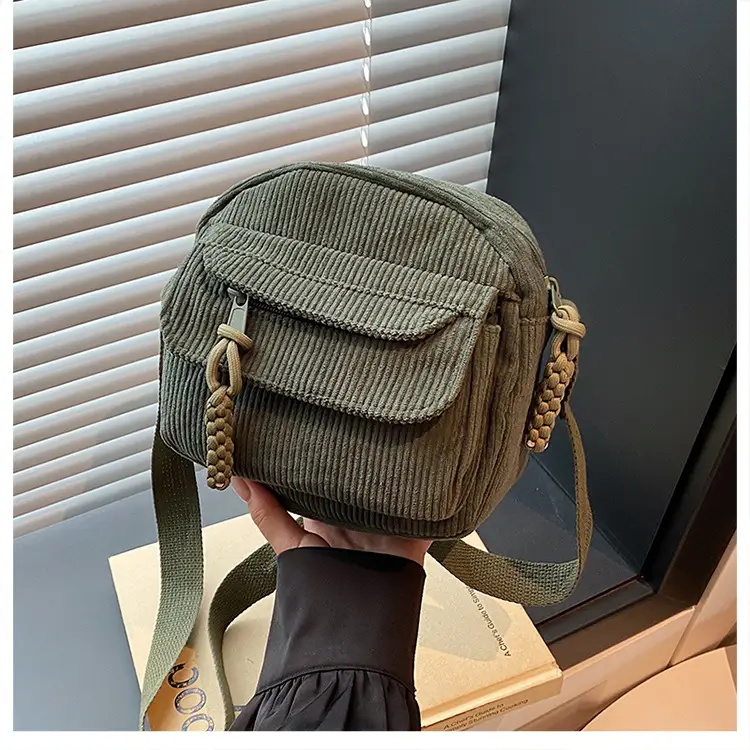 Retro Corduroy Shoulder Bag Black Mobile Phone Bag — feature 24