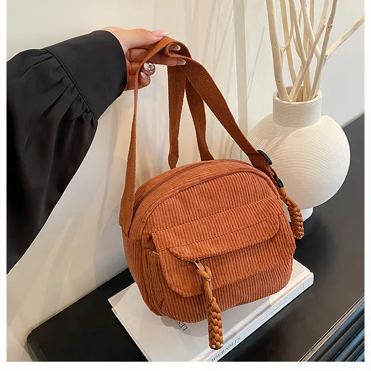 Retro Corduroy Shoulder Bag Black Mobile Phone Bag — feature 38