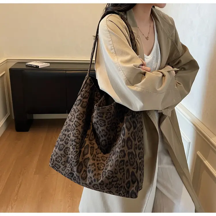 Leopard Print Large Capacity Women's Shoulder Bag — feature 20
