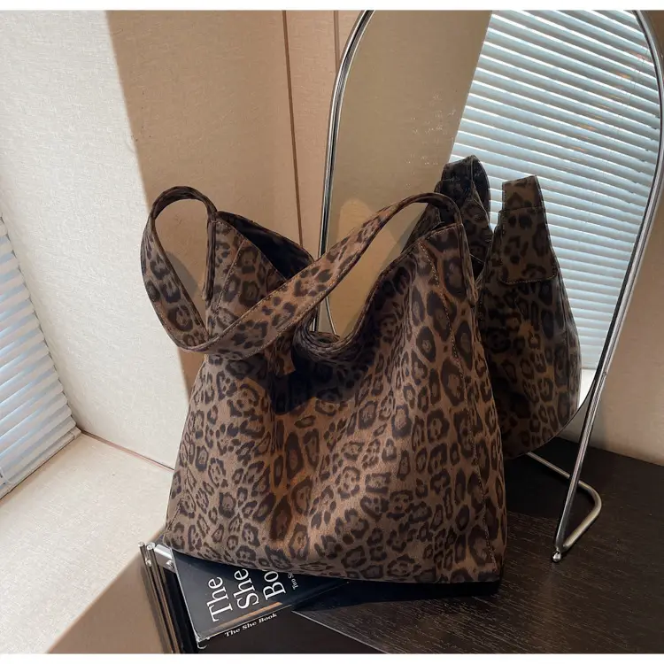 Leopard Print Large Capacity Women's Shoulder Bag — feature 27