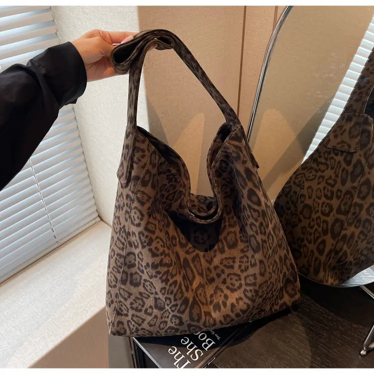 Leopard Print Large Capacity Women's Shoulder Bag — feature 29