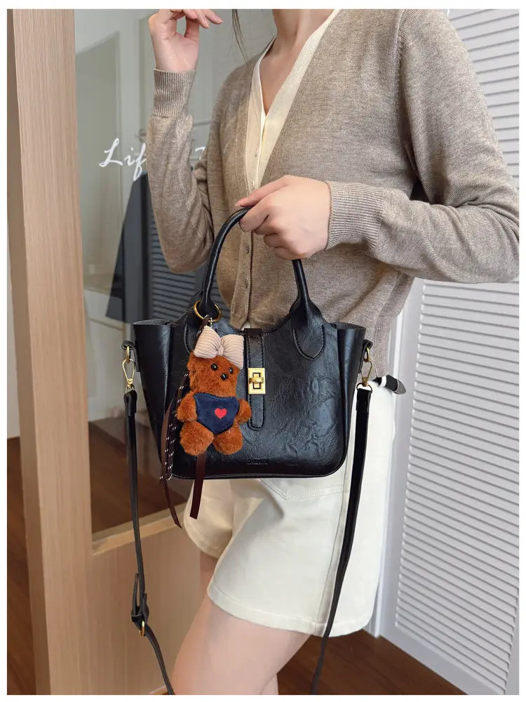 Red Crossbody Handbag for Women 2025 New Autumn Winter — feature 12